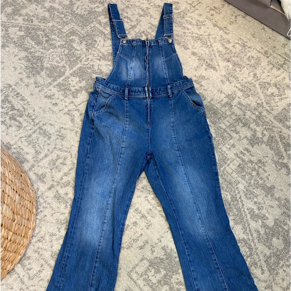 FREE PEOPLE SLIM BOOTCUT OVERALL SZ LG